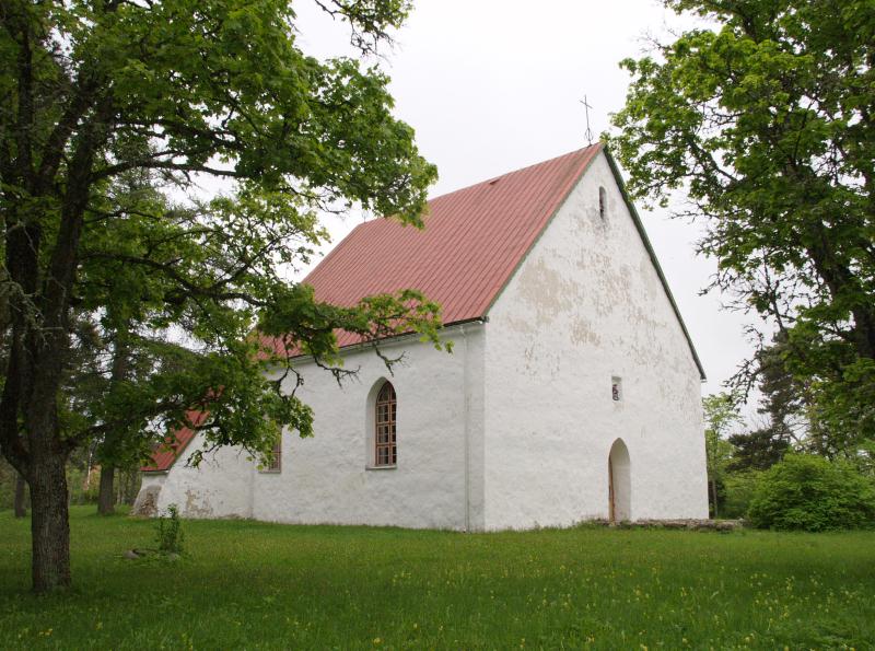 File:Vormsi Püha Olavi kirik.jpg